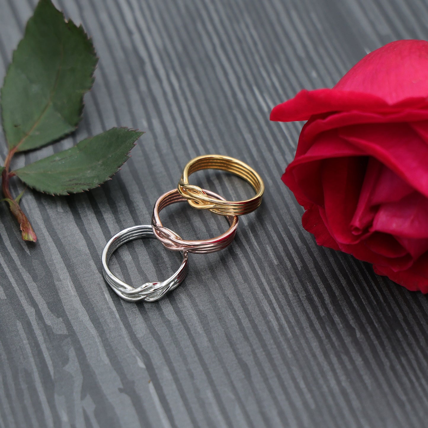 ETERNAL KNOT RING