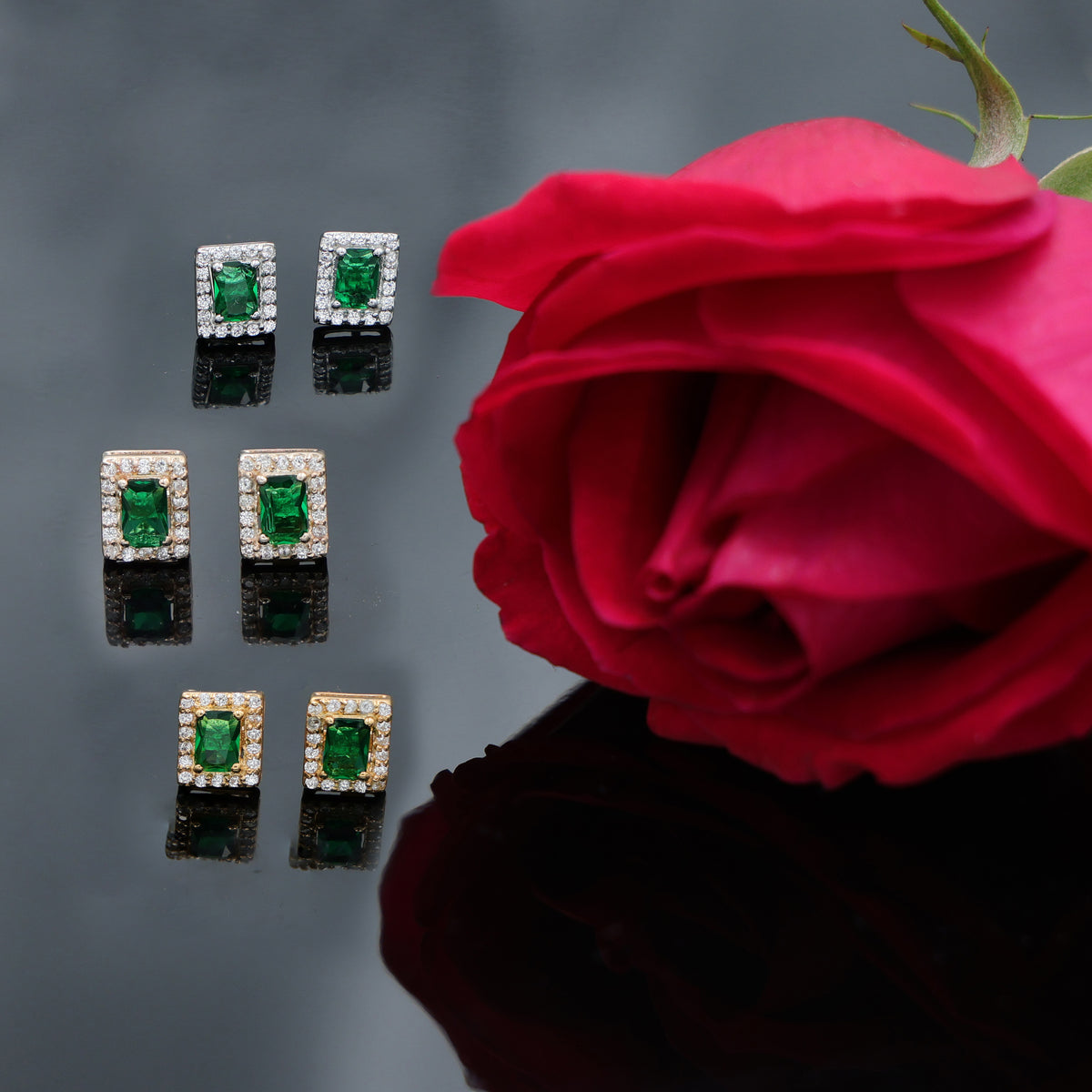 GREEN STONE EARRING