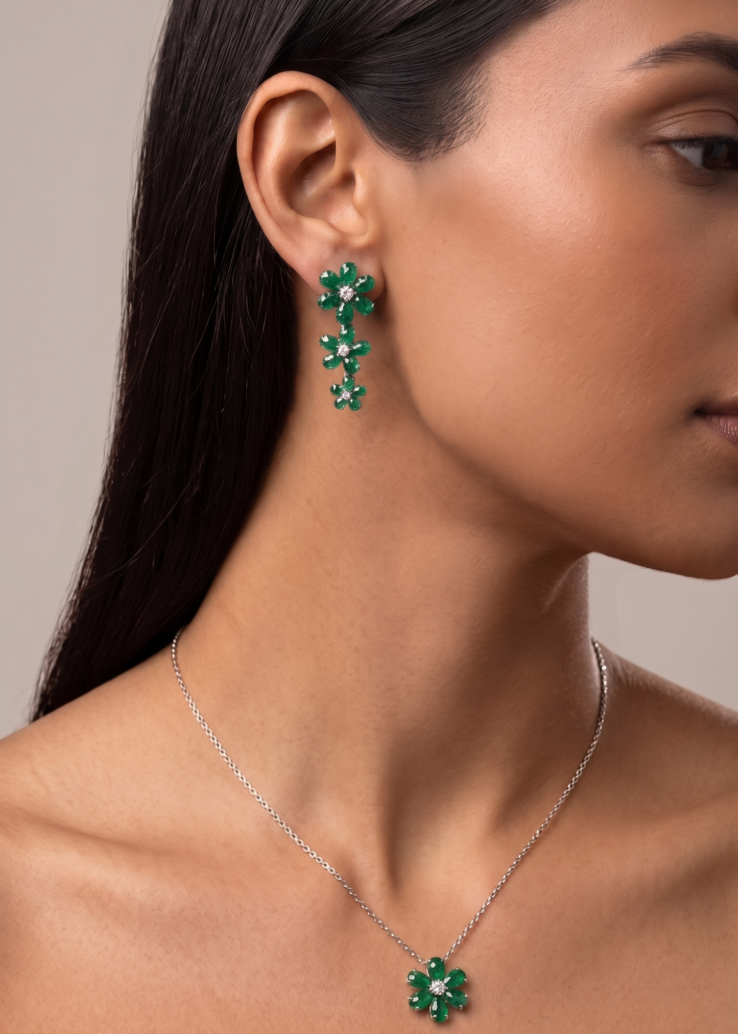 FLOWERING PENDANT SET
