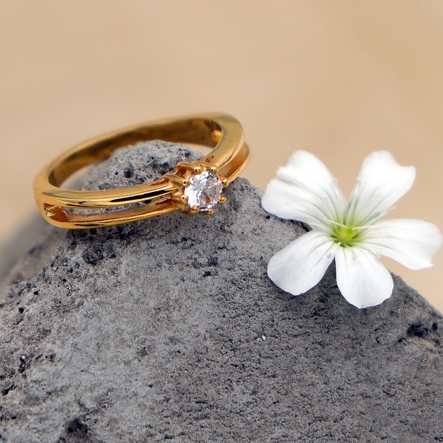 SCARLETT RING