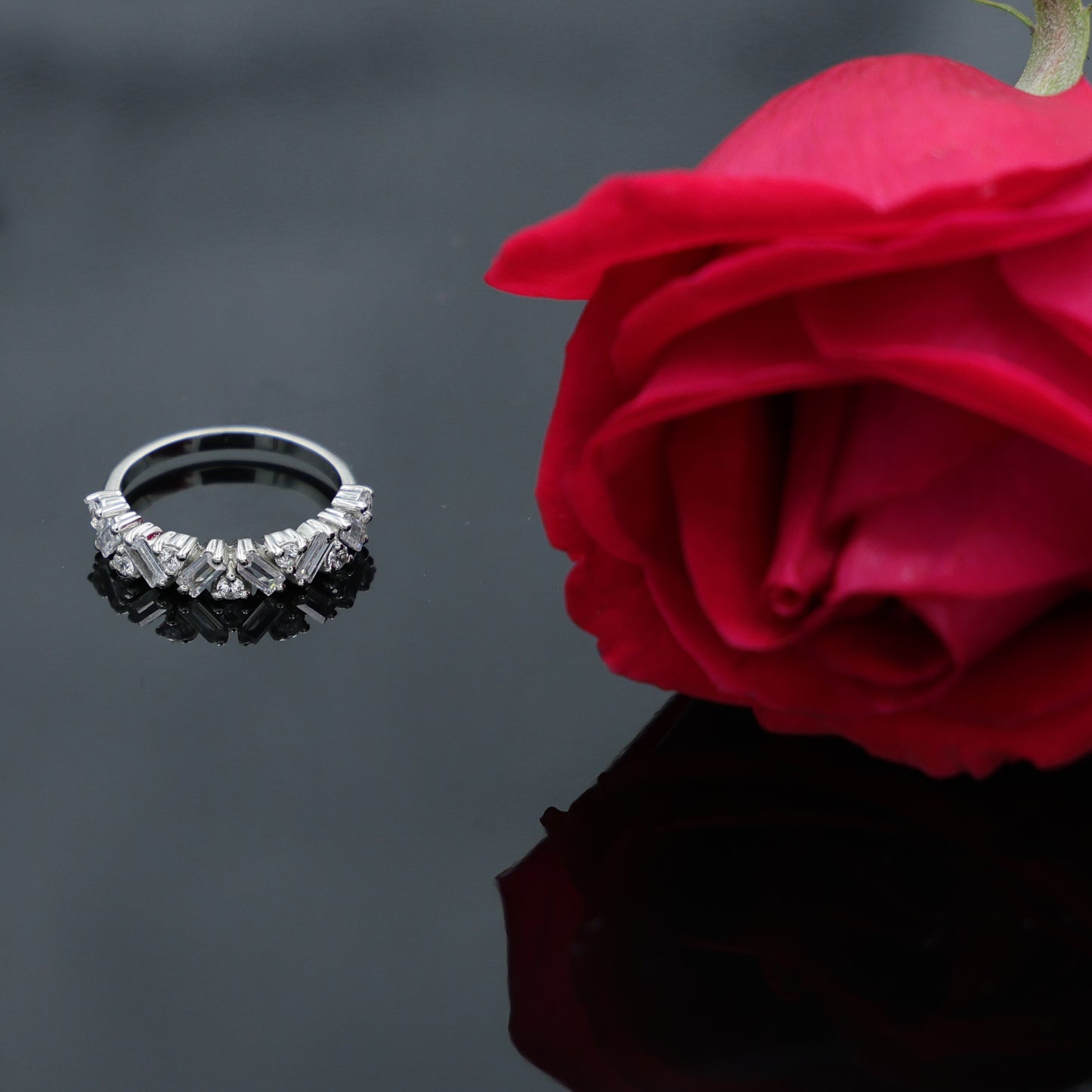 BAGUETTE BRILLIANCE RING