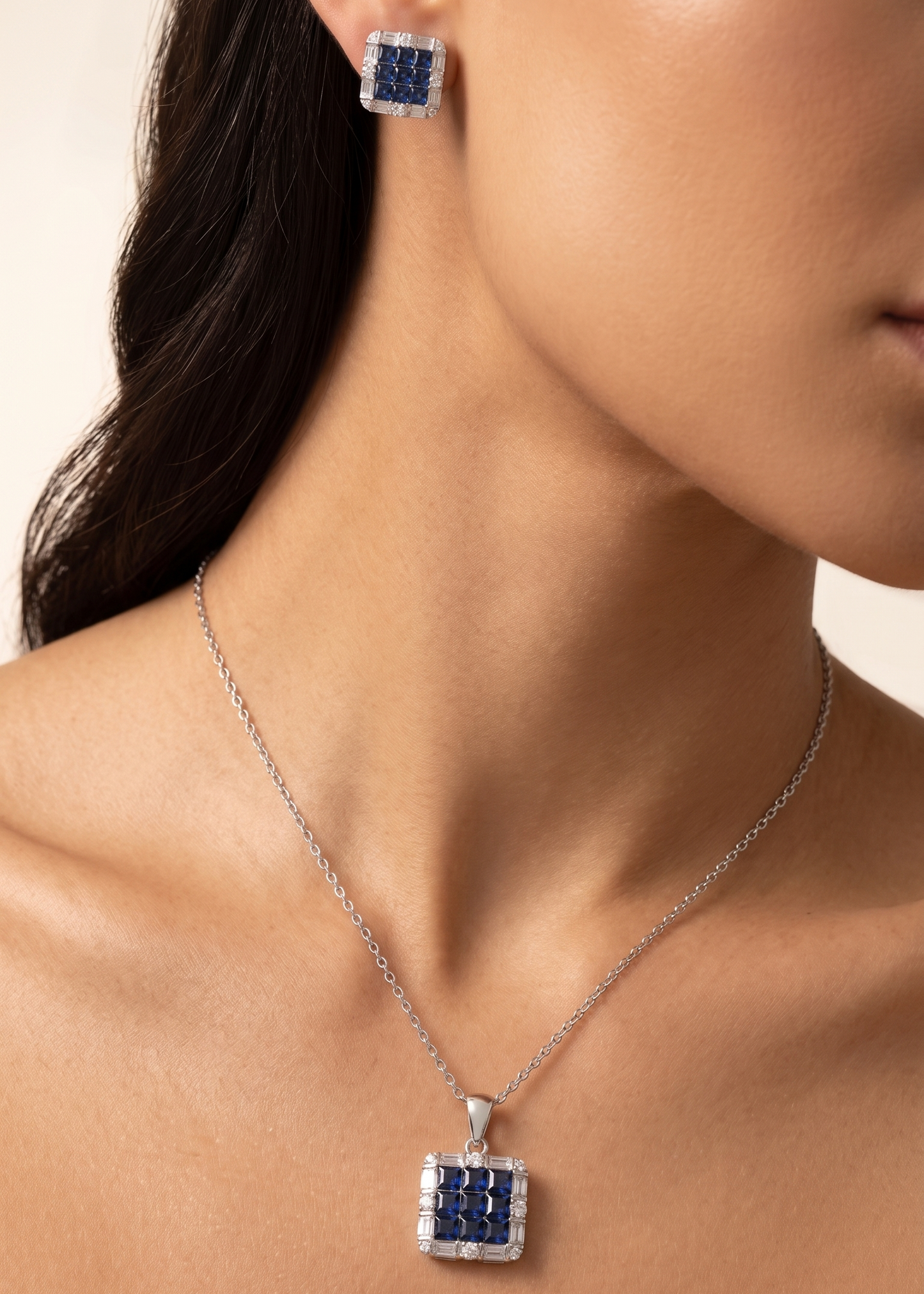 SOLSTICE SPARK PENDANT SET