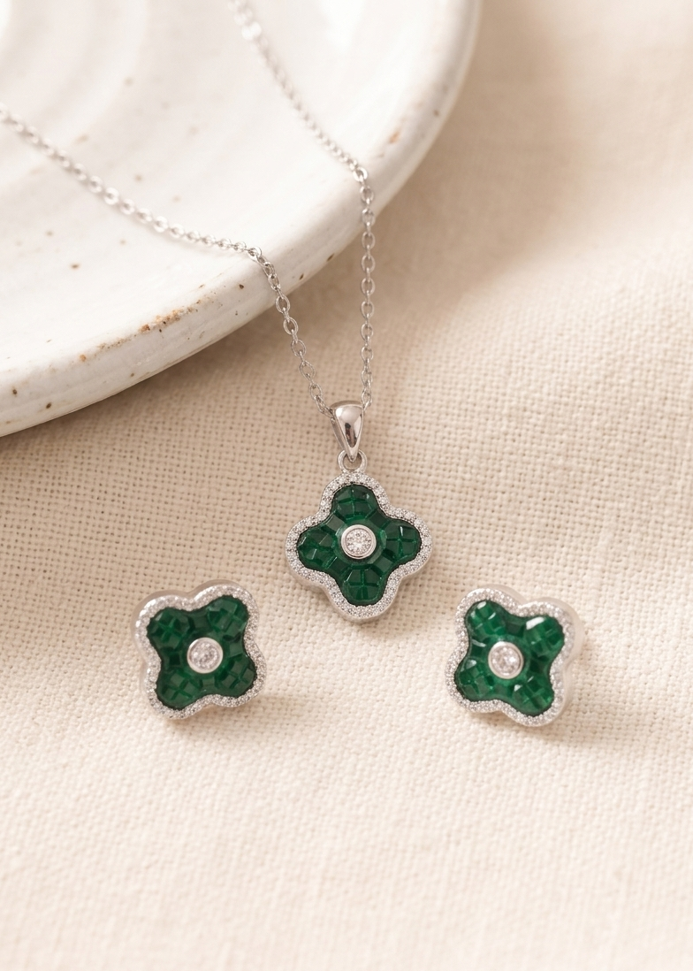 PHANTASMA PENDANT SET