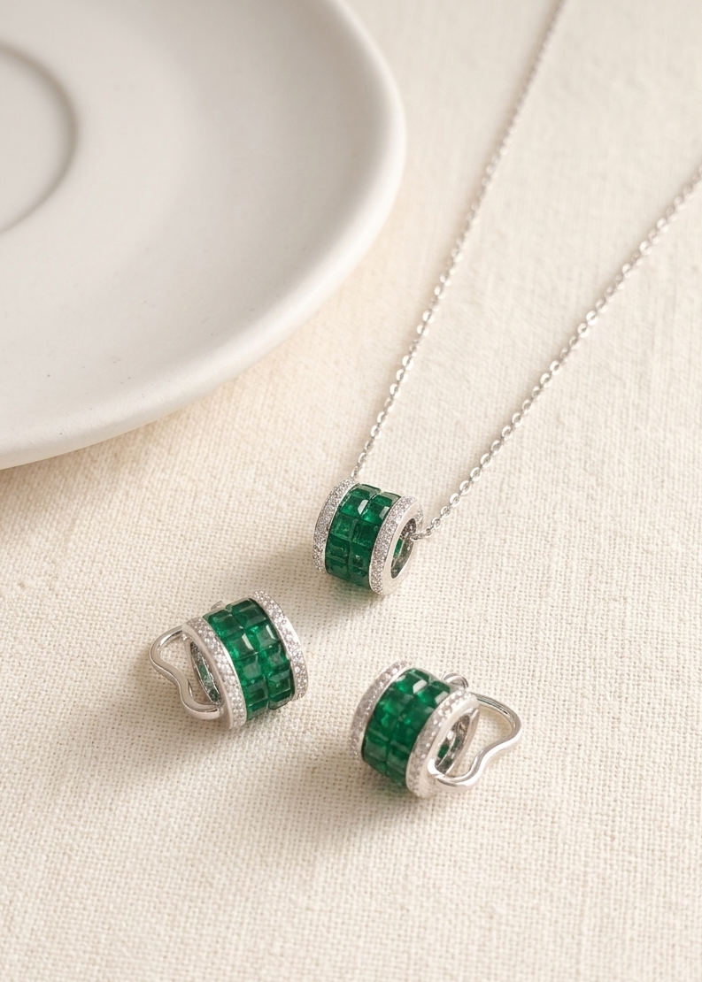 EVOCT PENDANT SET