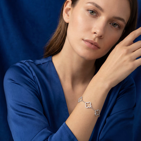 925 STERLING SILVER HOLLOW CLOVER BRACELET