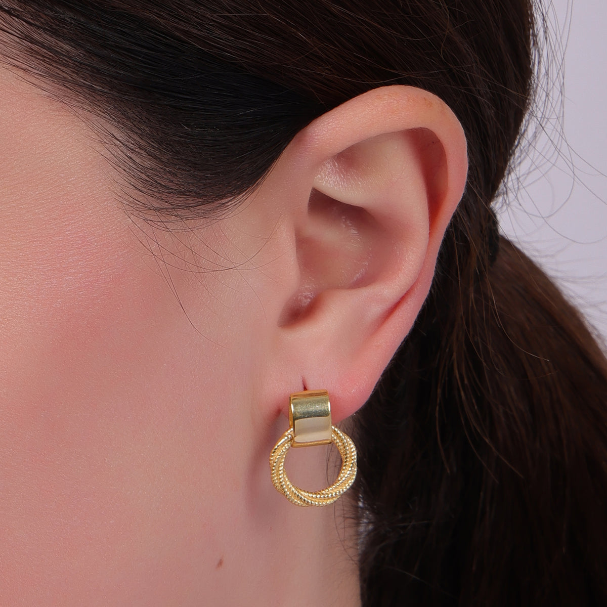 TWISTED HOOP EARRINGS