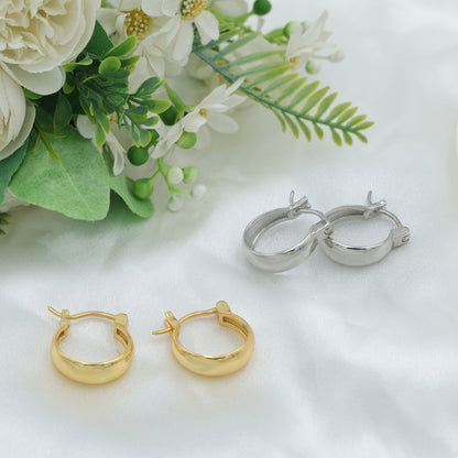 MINIMAL HOOP EARRINGS